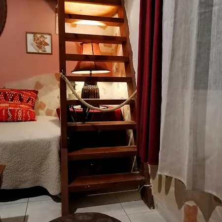 Bersimi Lazaridis Lejlighed *